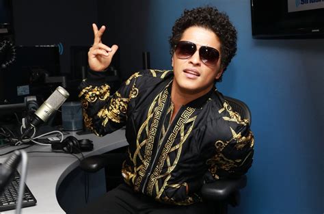 bruno mars collana versace|versace bruno mars meaning.